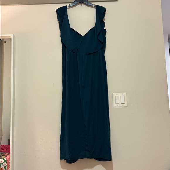 City Chic Va Va Voom Dress in Emerald SZ City Chic Medium/US 18 NWT - Picture 3 of 6